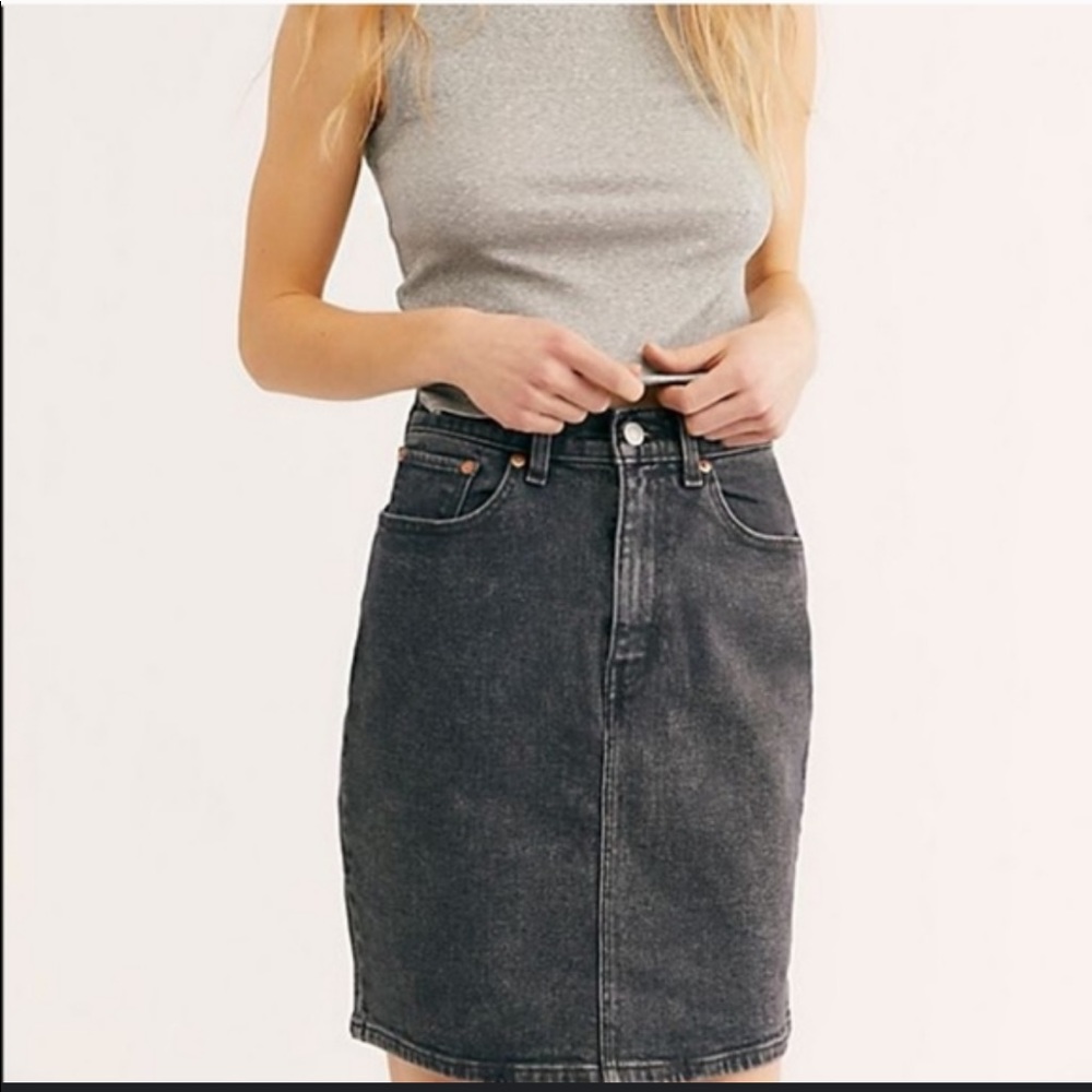 Levi’s premium Denim skirt